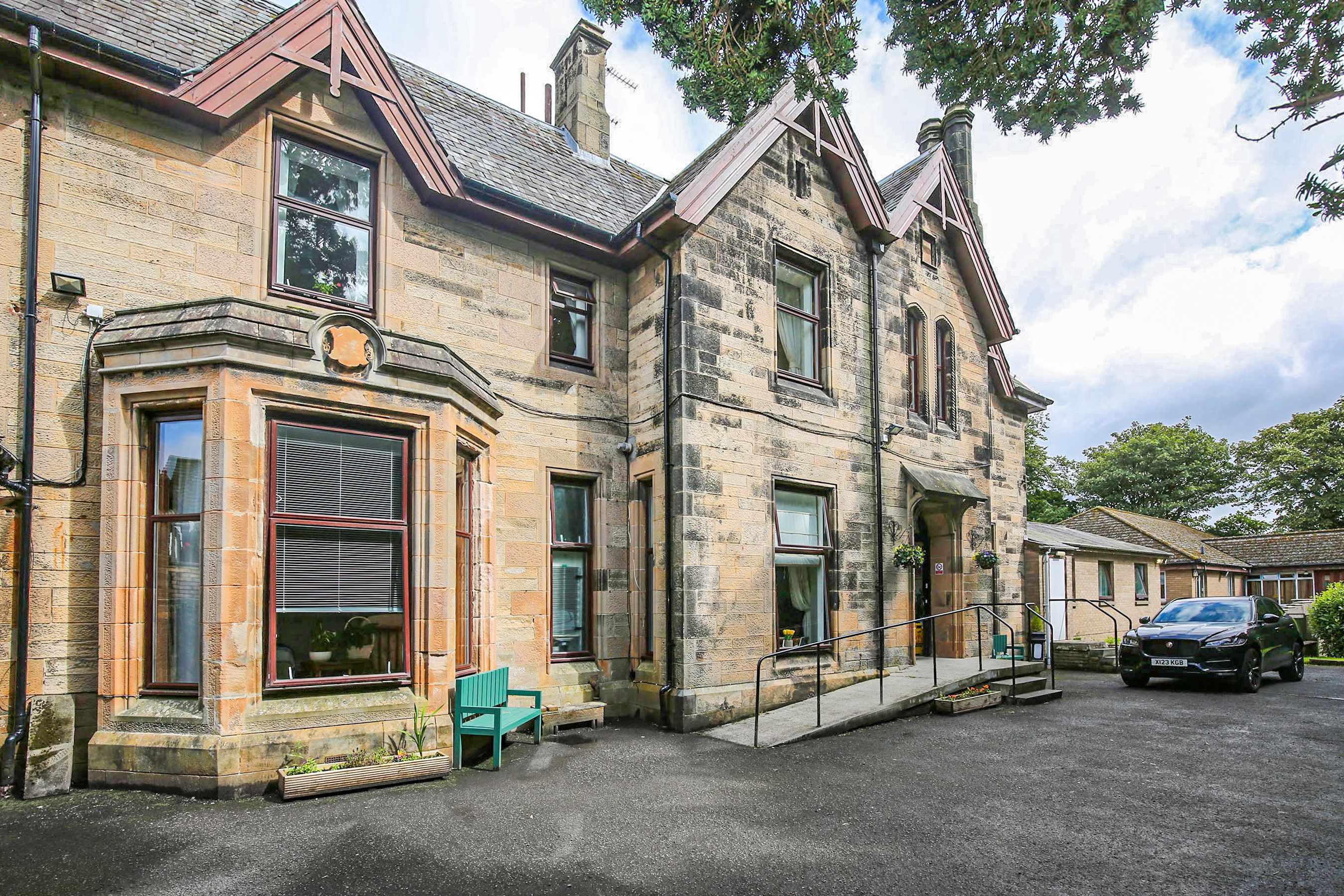 Wallside Grange Care Home Beautiful care home in Falkirk